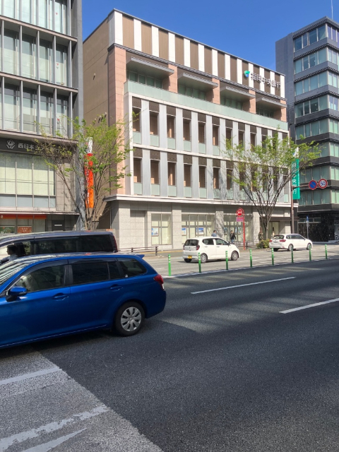 銀行　福岡中央銀行渡辺通支店（銀行）まで259m