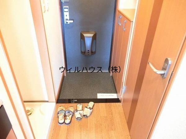 玄関　シューズボックスあり！