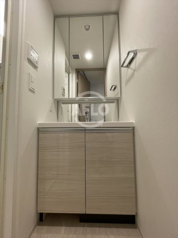 洗面設備　BPRレジデンス大阪本町Q　独立洗面台