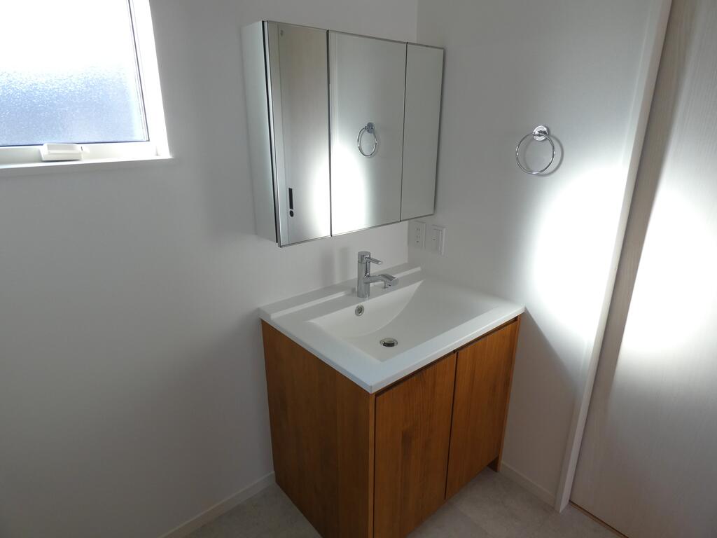 洗面設備　洗髪洗面化粧台