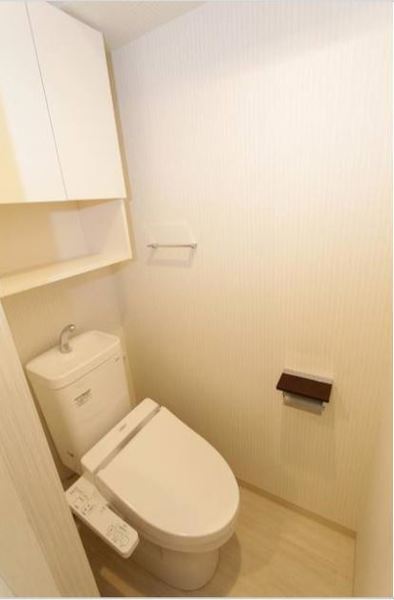 トイレ　※別部屋参考写真