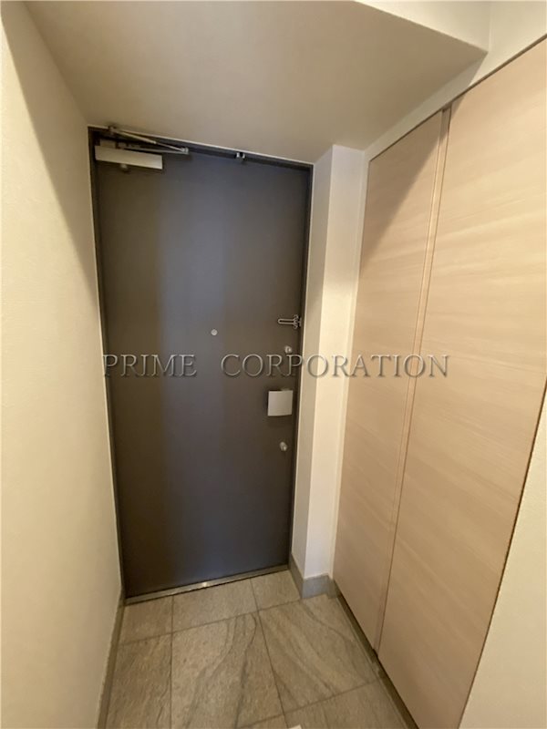 玄関　※参考写真※