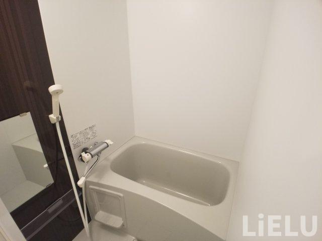 バス・シャワールーム　同シリーズ物件のモデルルームになります