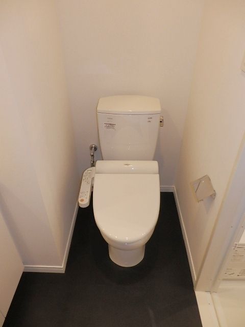 トイレ　洗浄便座