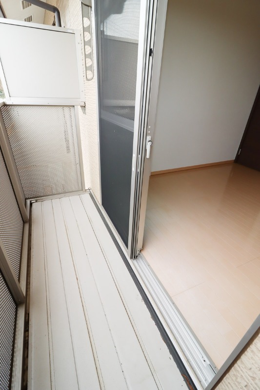 バルコニー　図面と現状に相違がある場合には現状を優先