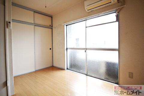 居室・リビング　洋室