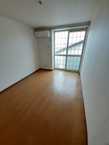 居室・リビング　内装です