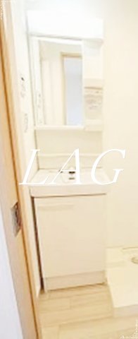 洗面設備　独立洗面台です。