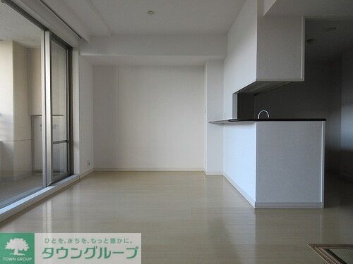 居室・リビング　リビングダイニング（約11.4畳）　※内装後2026年3月