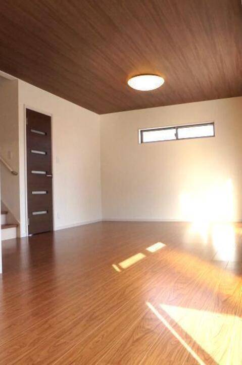 居室・リビング　リビング