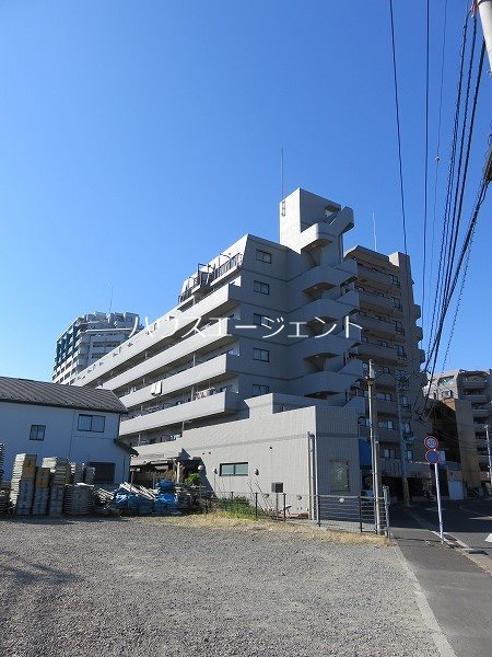 建物外観　タイル張り鉄筋コンクリートマンション
