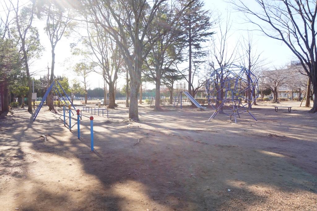 公園　新松戸中央公園（公園）まで567m