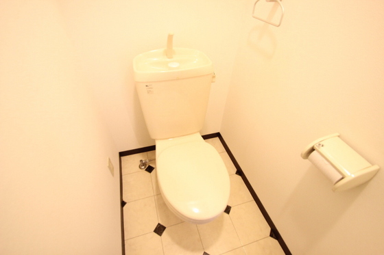 トイレ　※別部屋の写真です