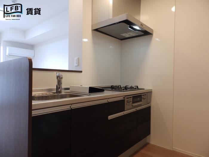 キッチン　※間取りの異なるお部屋の写真です。