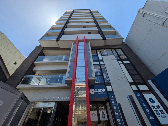 建物外観　スクエア・アパートメント
