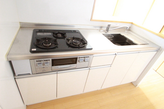キッチン　※別部屋の写真です