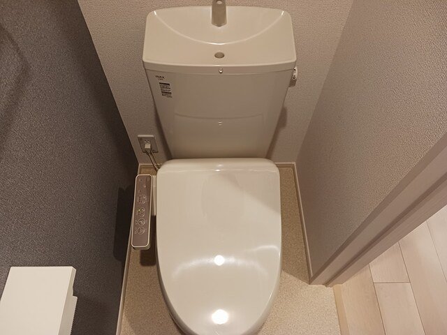 トイレ　シンプルで使いやすいトイレです