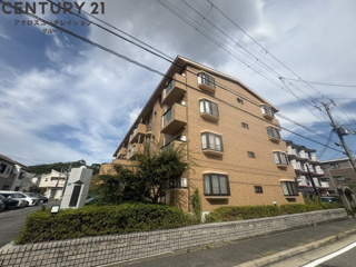 建物外観　敷地内に駐車場あります