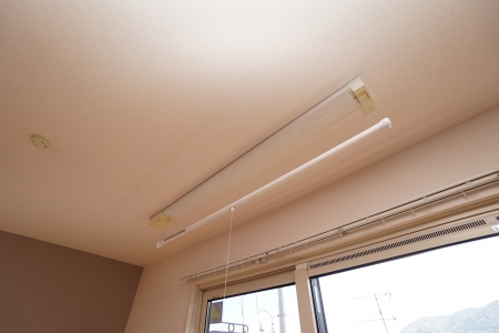 その他設備　室内物干し