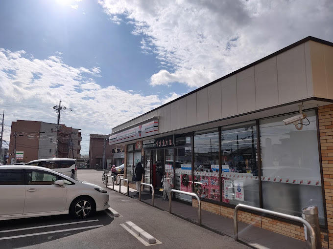 コンビニ　セブンイレブン 京都上桂山田口店（コンビニ）まで280m