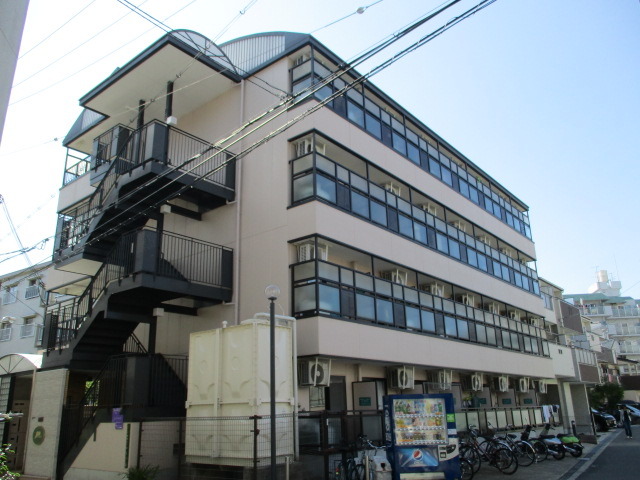建物外観　きれいな外観です