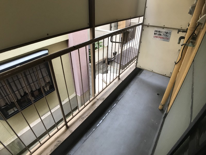 バルコニー