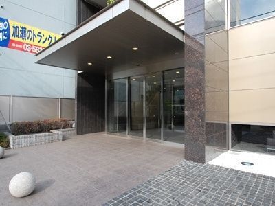 エントランス　清潔なエントランスです