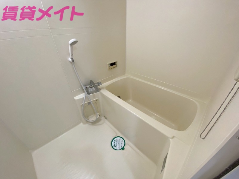 バス・シャワールーム　別部屋参考写真です