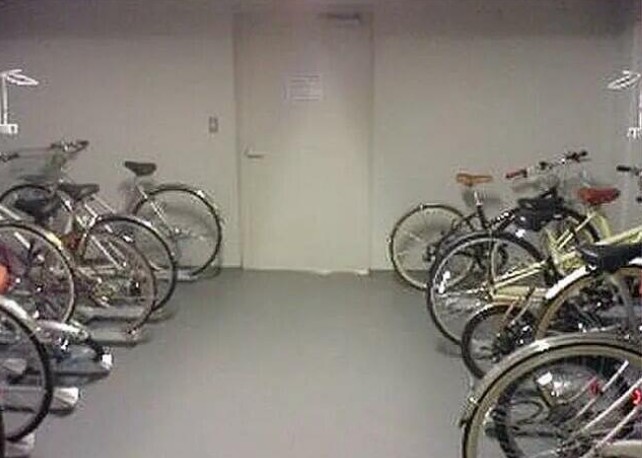 駐車場　駐輪場