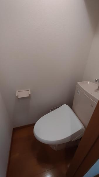 トイレ　落ち着く空間ですね