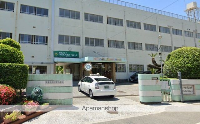 小学校　広島市立竹屋小学校（小学校）まで457m
