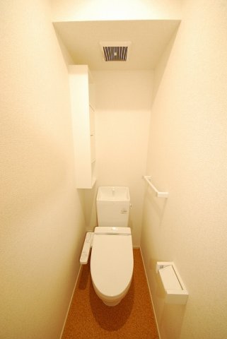トイレ　ゆったりとした空間のトイレです