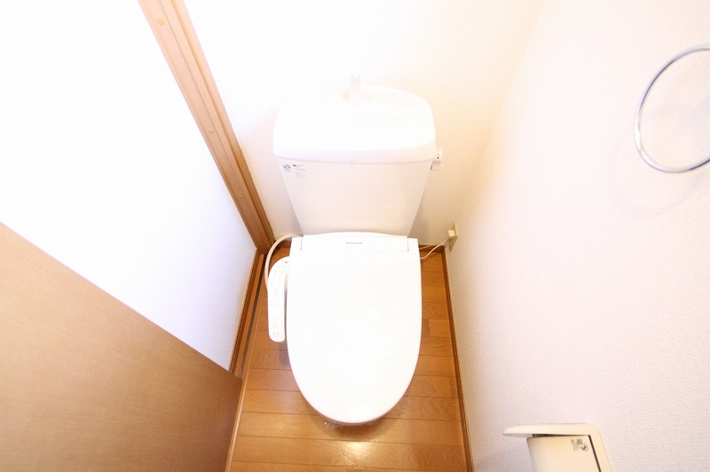 トイレ　清潔感のあるトイレです