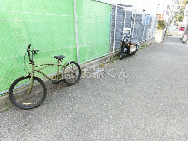駐車場　駐輪スペース