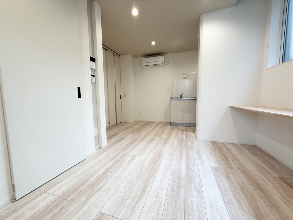 LEGGERO武庫川の居間写真
