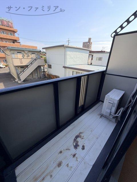 バルコニー　※クリーニング前の写真です