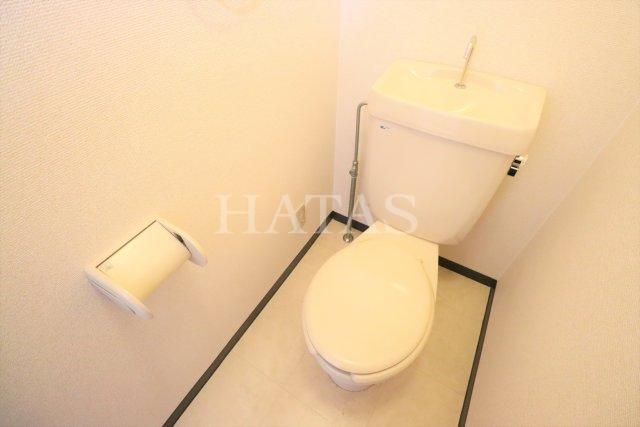 トイレ　同物件別部屋です。
