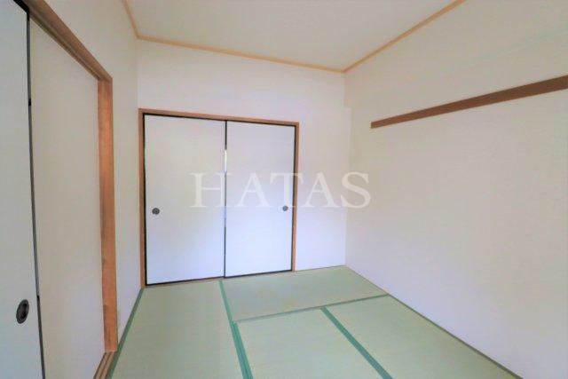 玄関　同物件別部屋です。