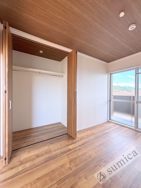 収納　収納力抜群の壁一面のクローゼットです♪♪