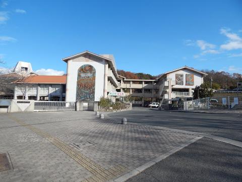 その他　福山市立明王台小学校（その他）まで1257m