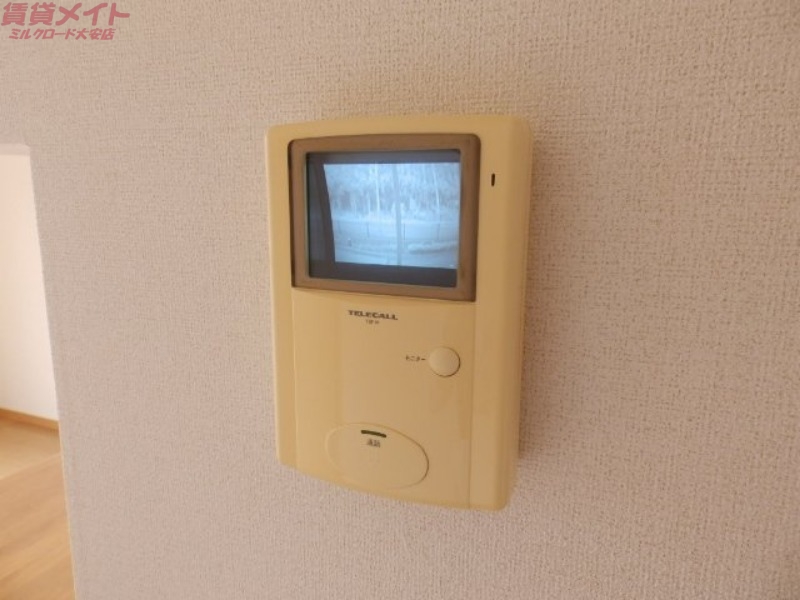 セキュリティ　同型参考写真です。