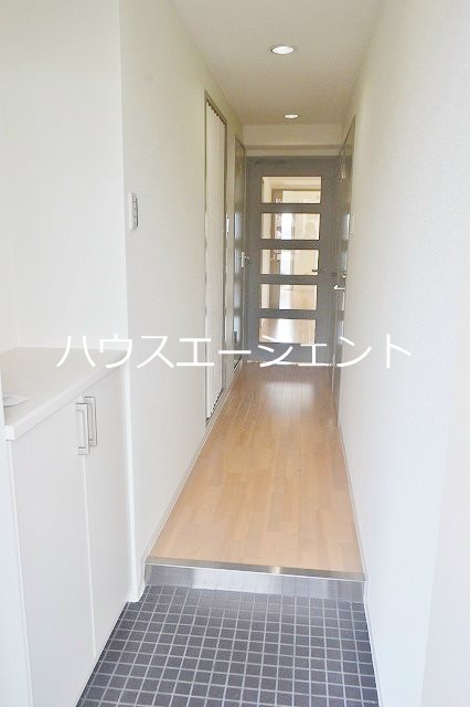玄関　玄関です。※参考画像