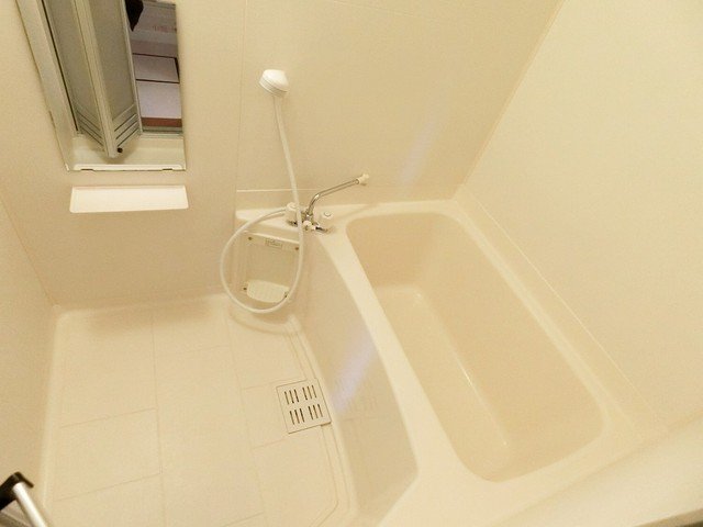バス・シャワールーム　日々の暮らしに欠かせないお風呂です