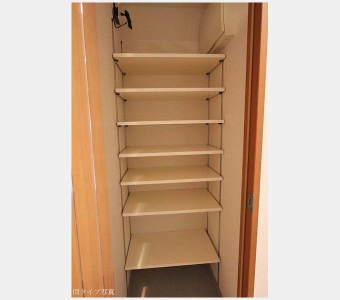 収納　※同タイプの別のお部屋です。