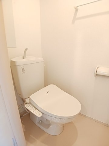 トイレ　ゆったりとした空間のトイレです
