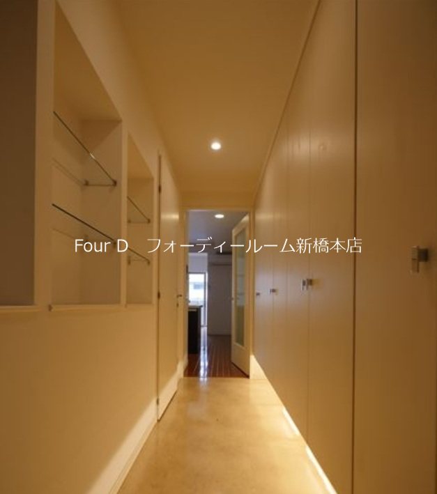 玄関　内見予約受付中、お気軽にお問い合わせください。【0037-6
