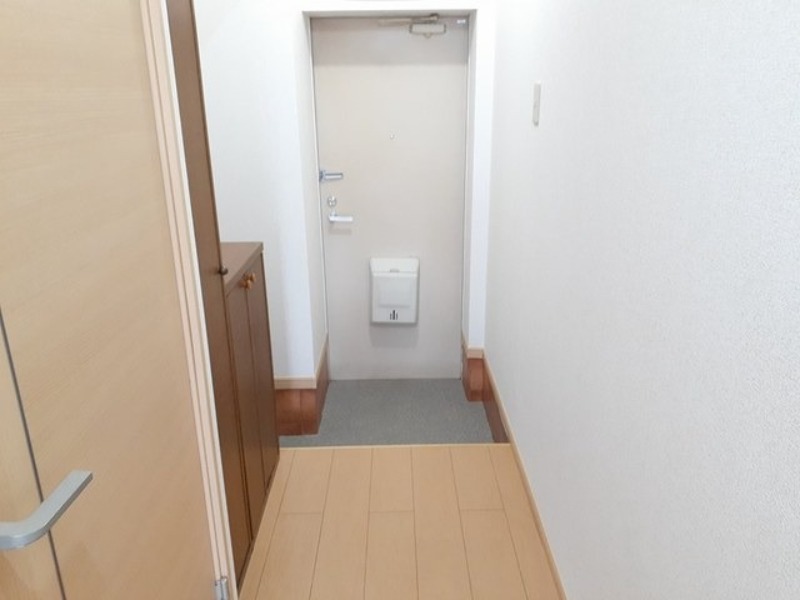 玄関　図面と現状に相違がある場合には現状を優先