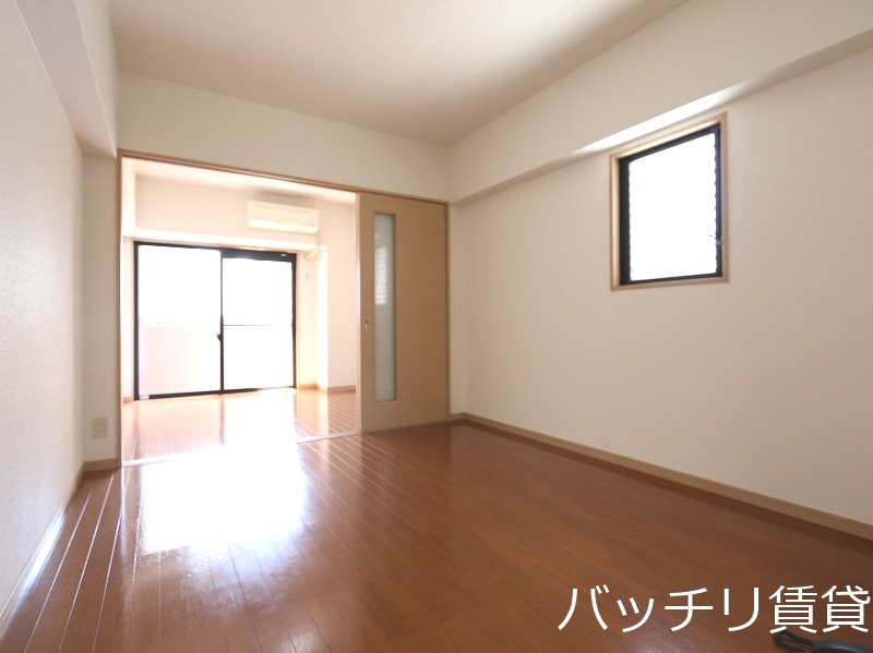 その他部屋・スペース　画像は別号室の為、現状優先になります。