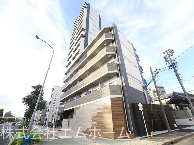 建物外観　地下鉄熱田神宮西駅徒歩1分　地上１５階建てデザイナーズマンシ