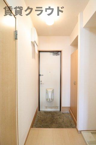 玄関　シューズボックス付きの玄関です！